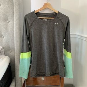 UNDER ARMOUR | Grey fitted longsleeve size M